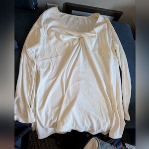 Old Navy XXL Maternity Twist Front Top